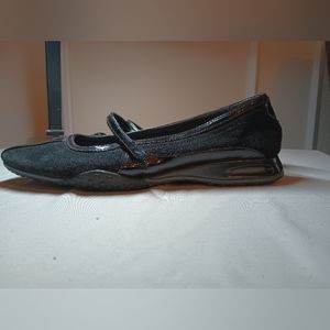 Cole Haan/ Nike Athletic Casual Flats